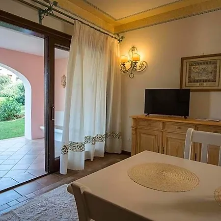 Beautiful Il Giardino Degli Oleandri One Bedroom Sleeps Two Num0842 Hotel Porto Cervo