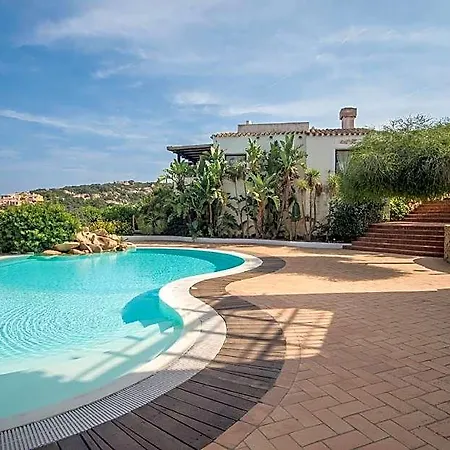 Hotel Beautiful Il Giardino Degli Oleandri One Bedroom Sleeps Two Num0842
